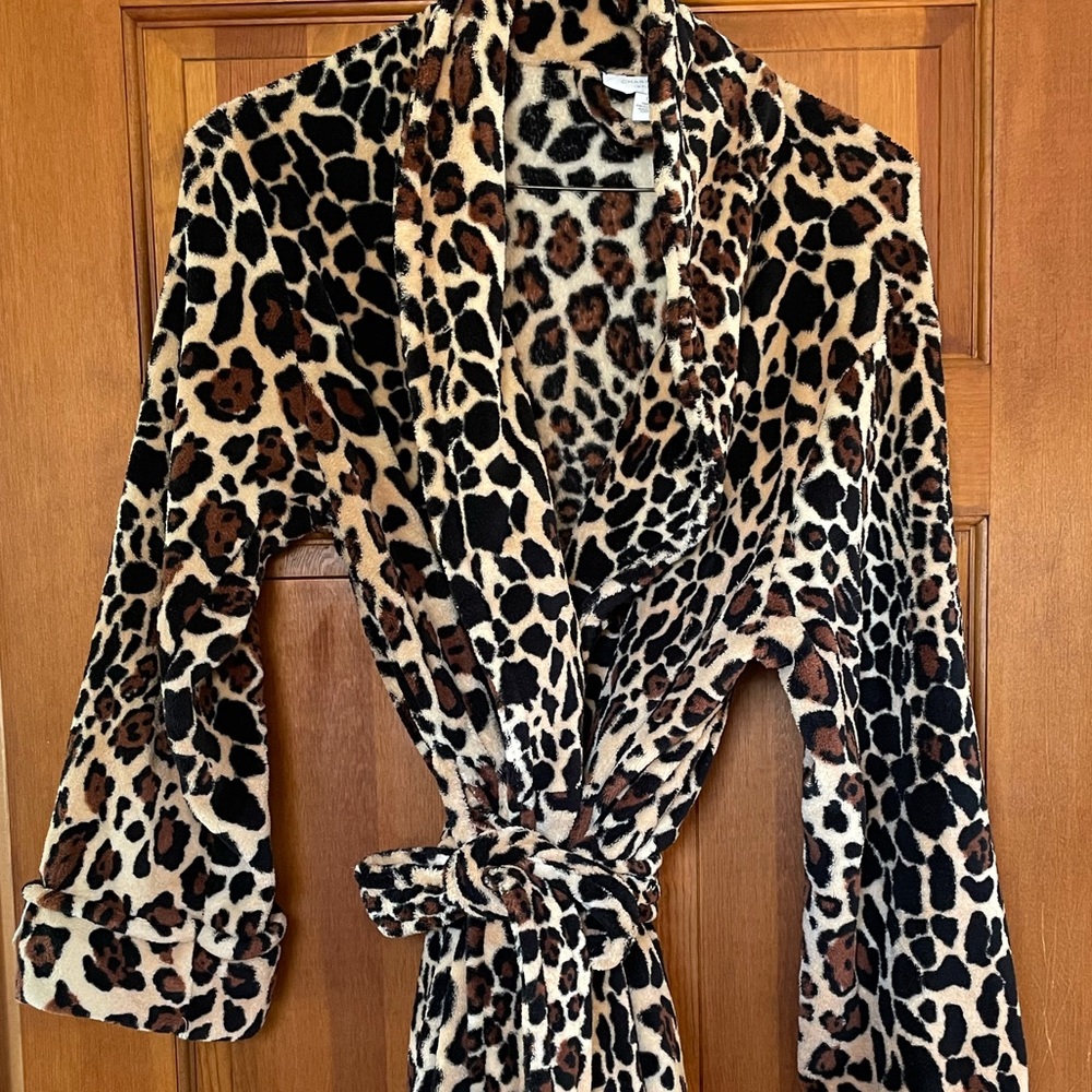 Charter club never worn robe
